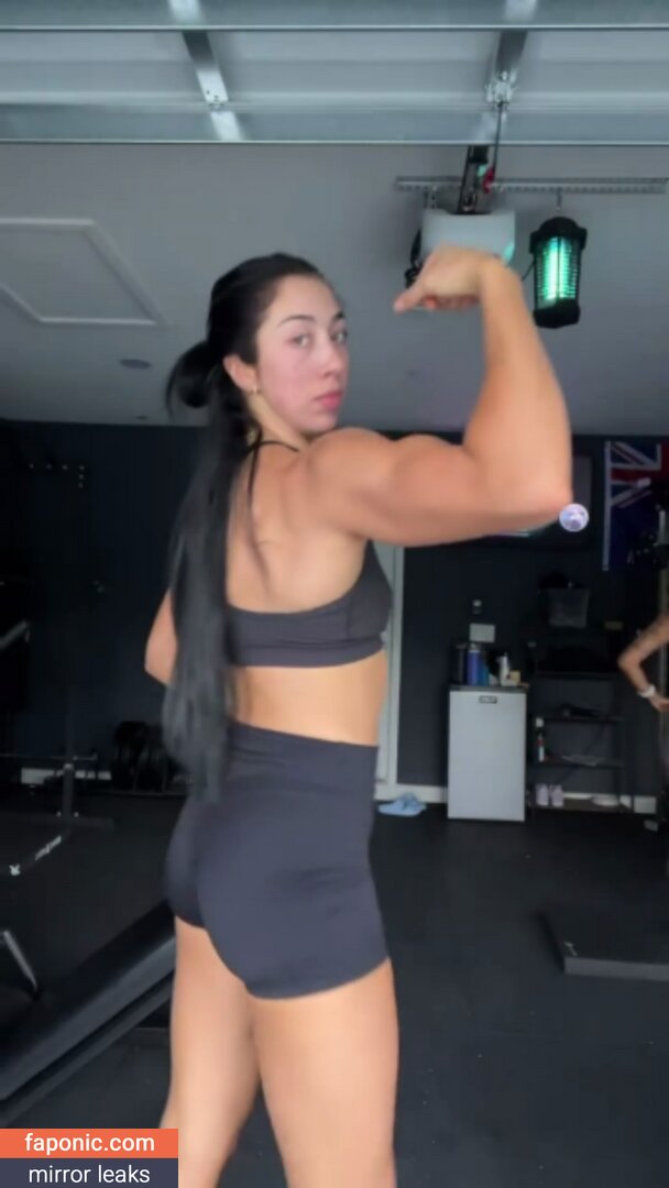 Indi Hartwell