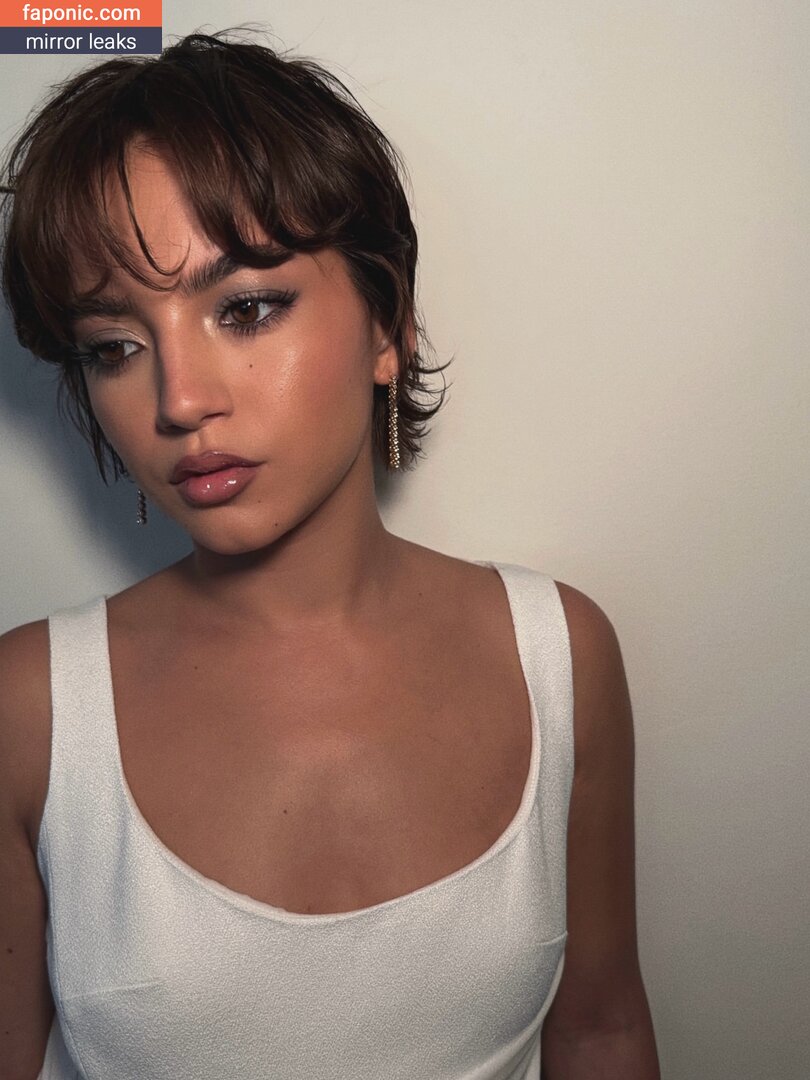 Isabela Merced