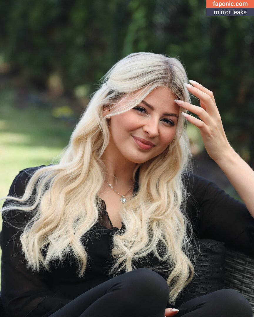 Janina ASMR