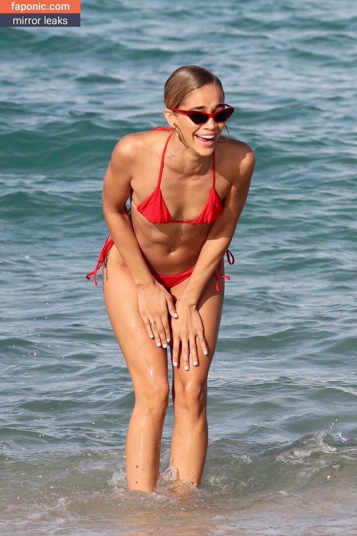 Jasmine Sanders