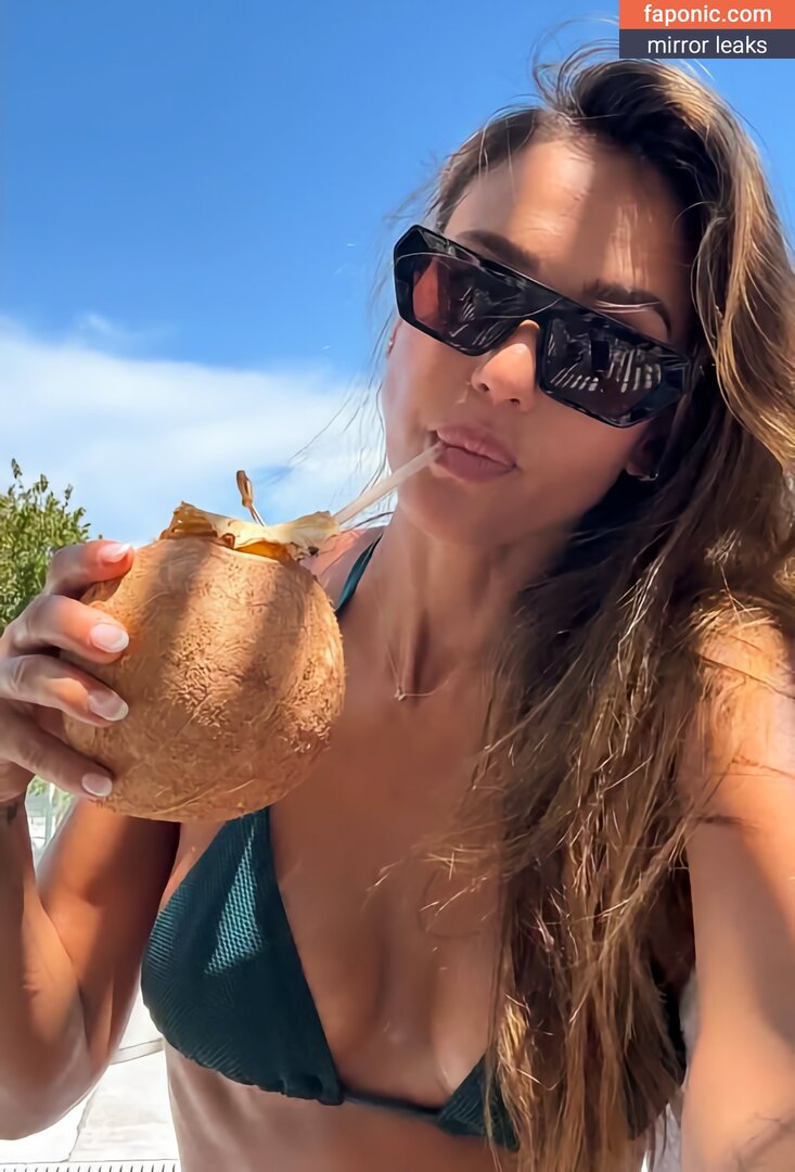 Jessica Alba