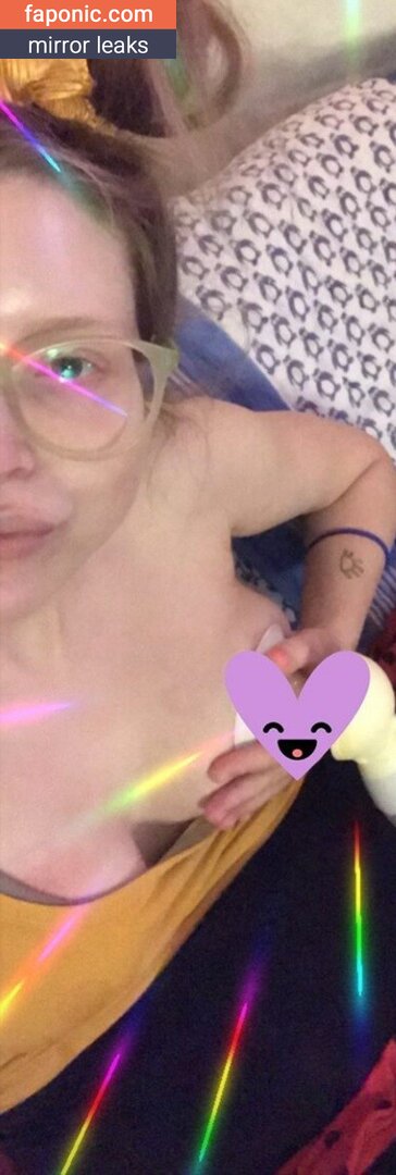 Jessie Cave