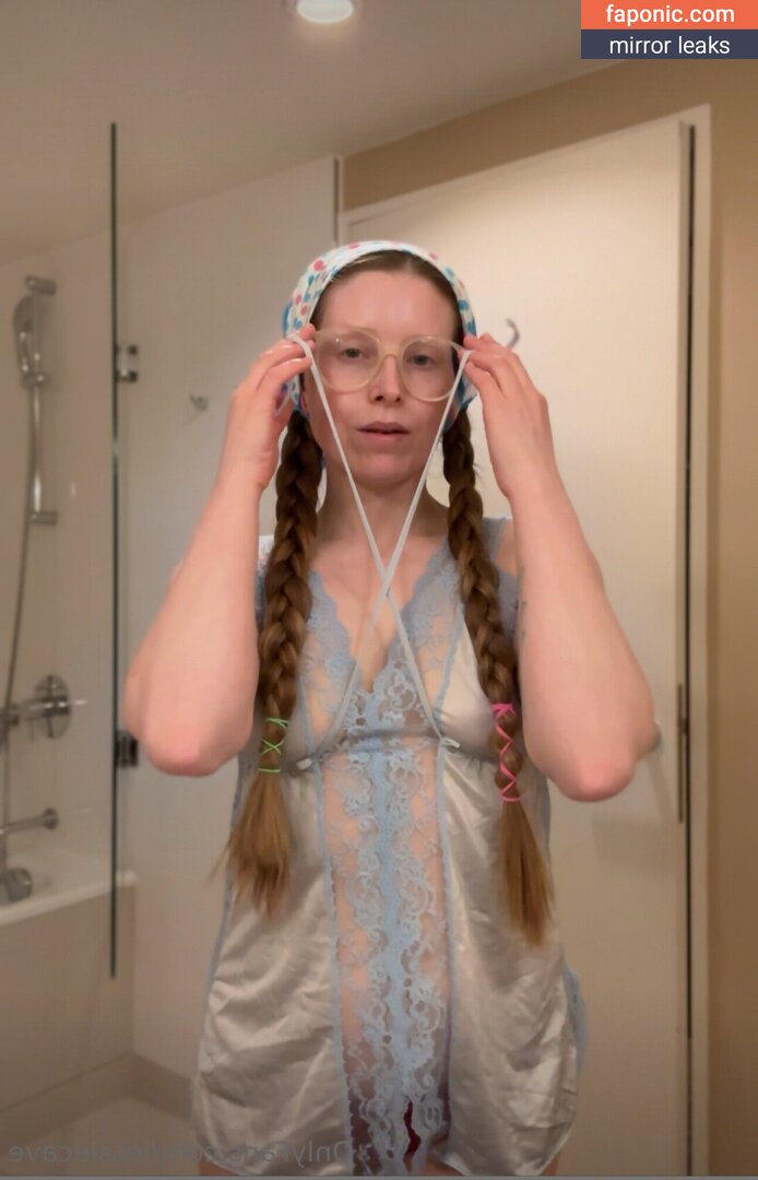 Jessie Cave