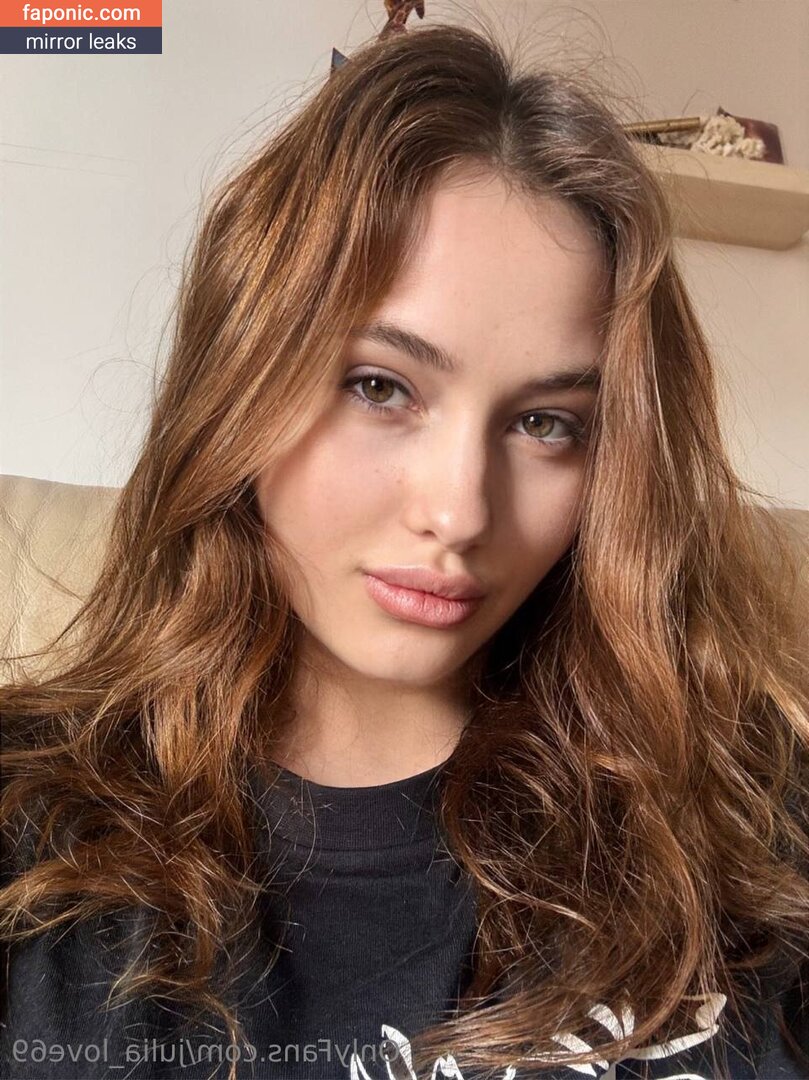 julia_love69