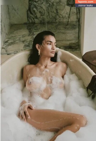 Kelly Gale