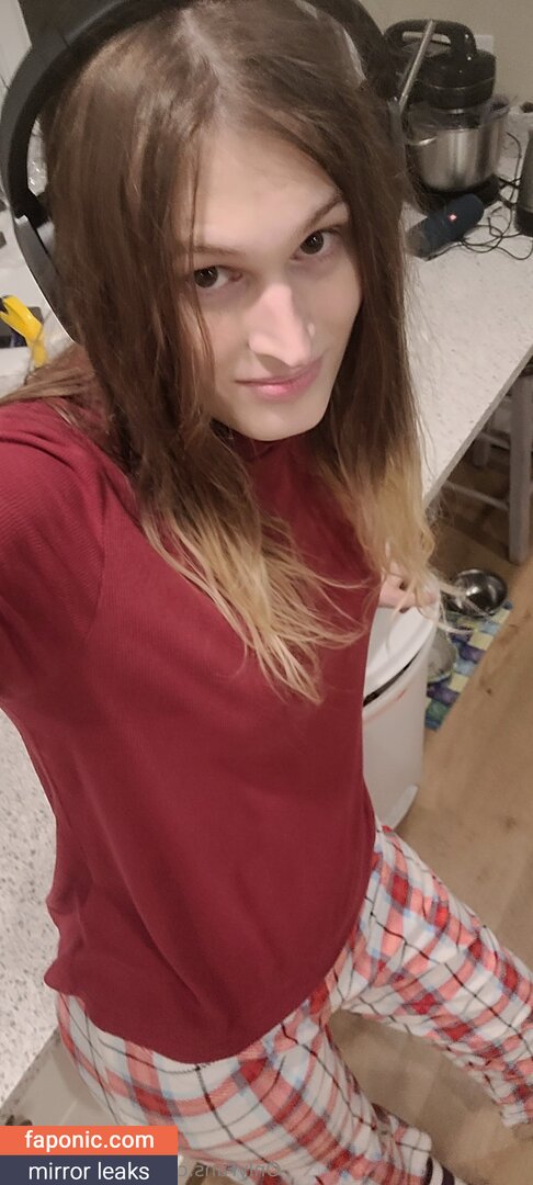 ladysatyr2077