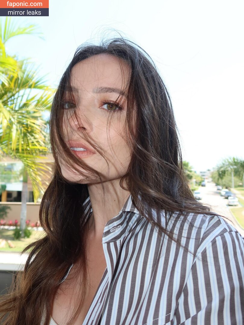Larissa Manoela
