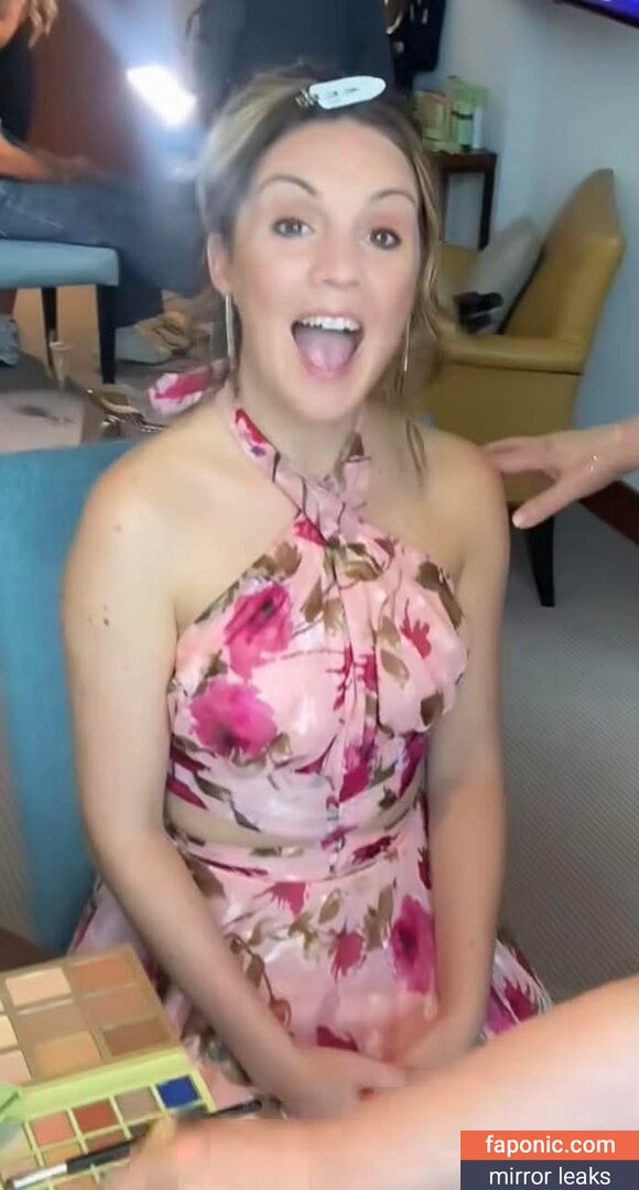 Laura Tobin