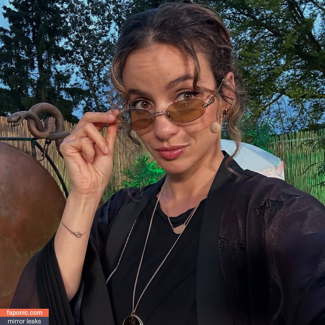 Laure Valée