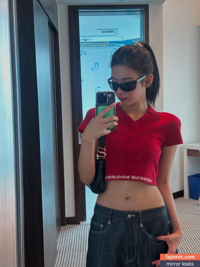 lia_loves___