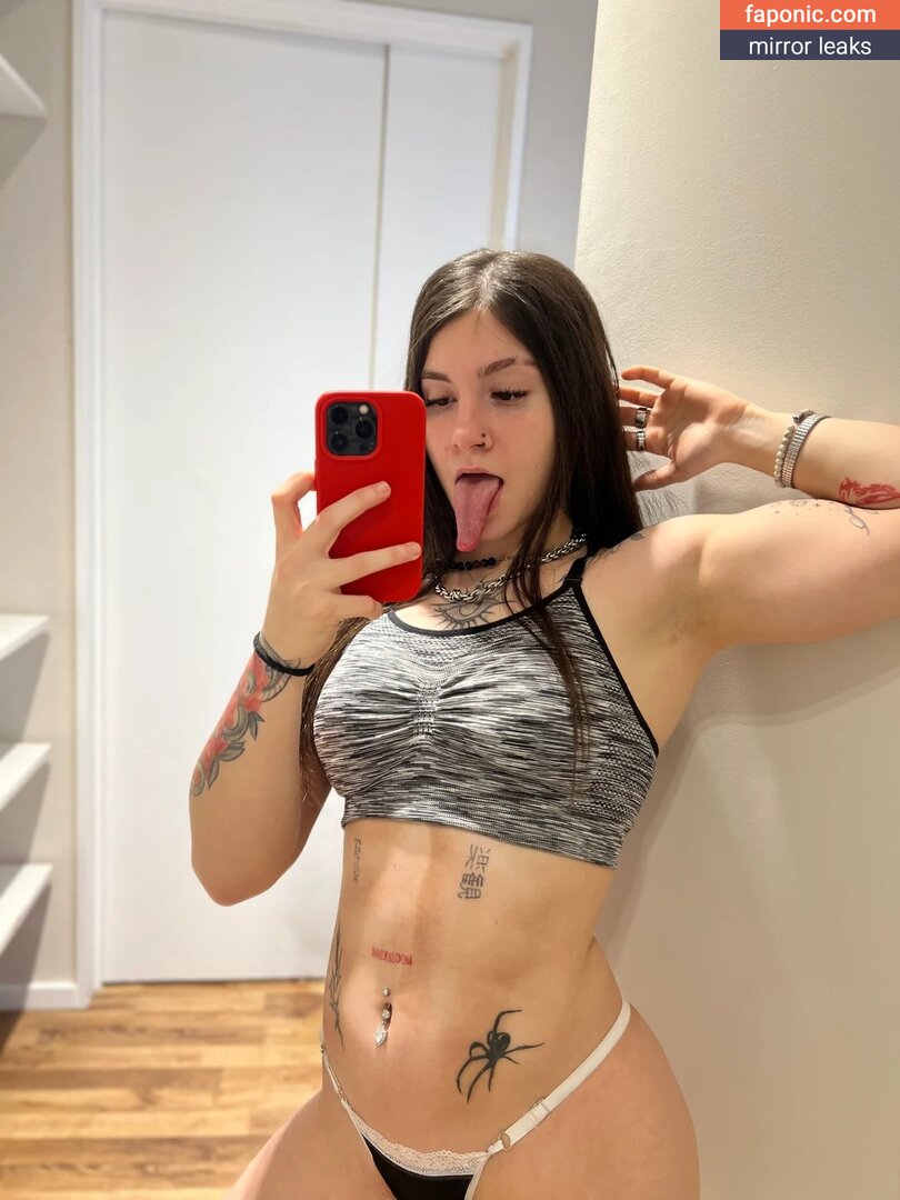 Lilia Sinclair