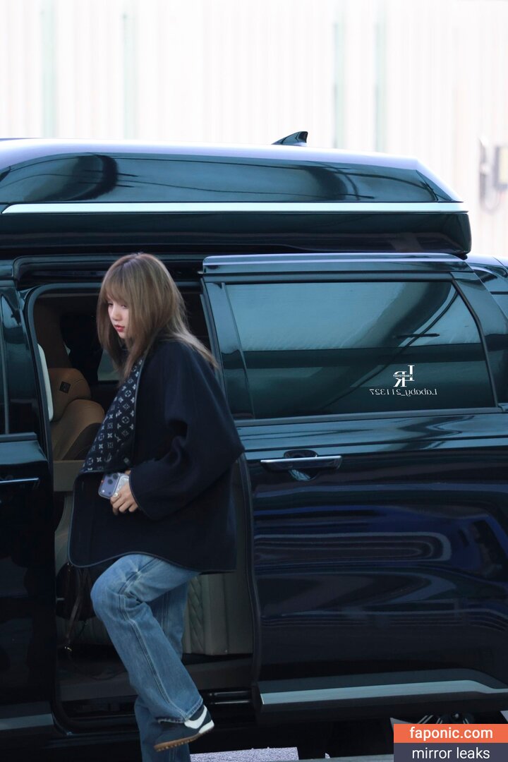 Lisa Blackpink
