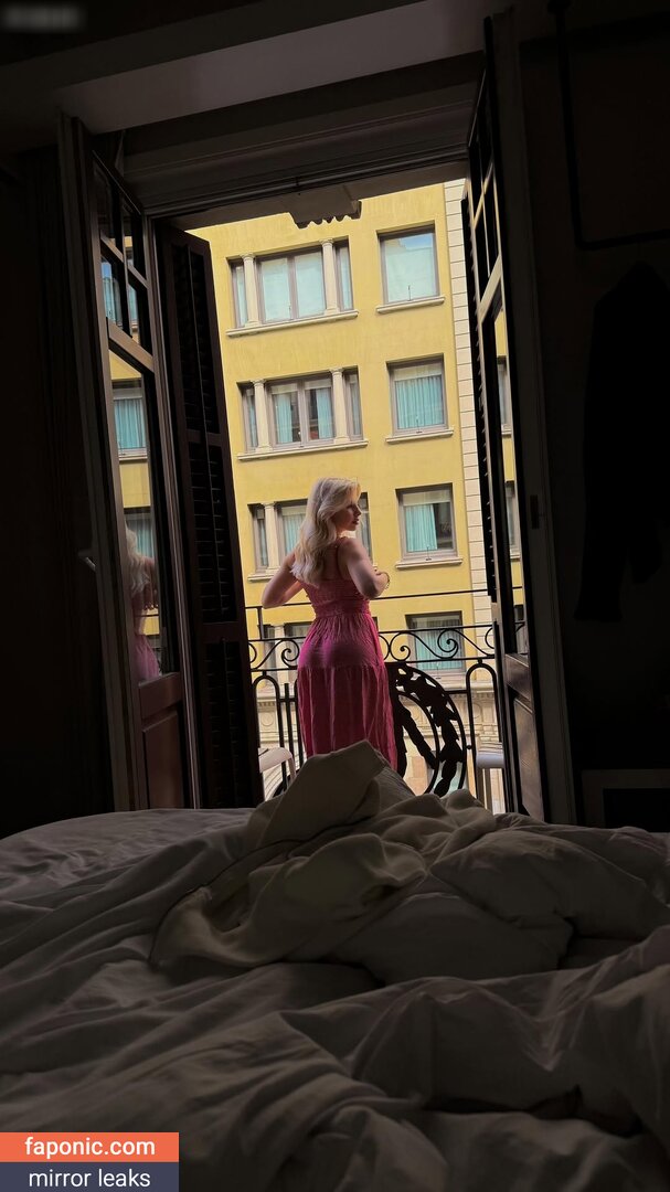 Lucia Leona