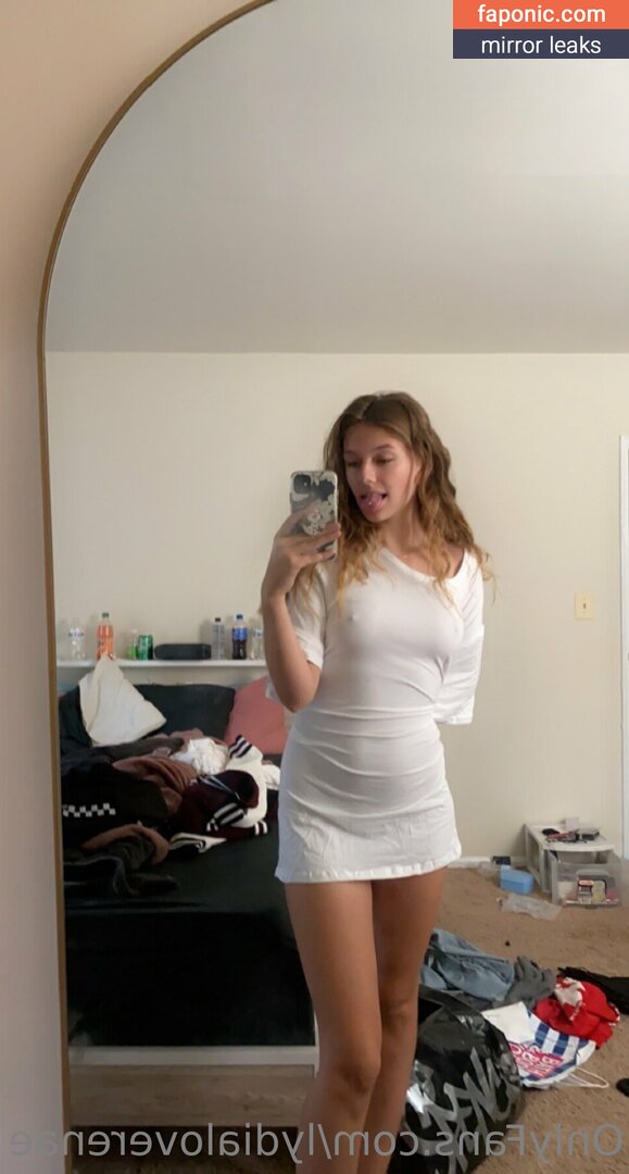 Lydia Renae