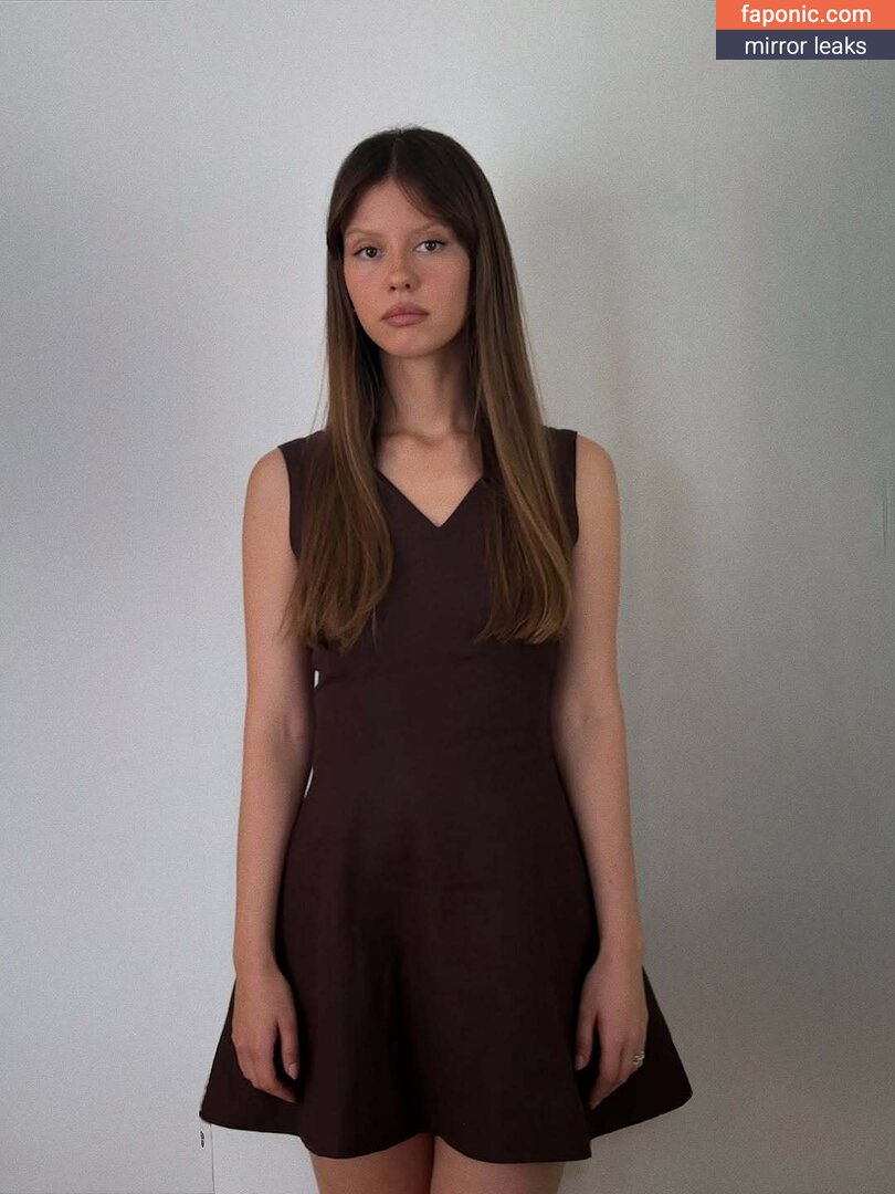Mia Goth