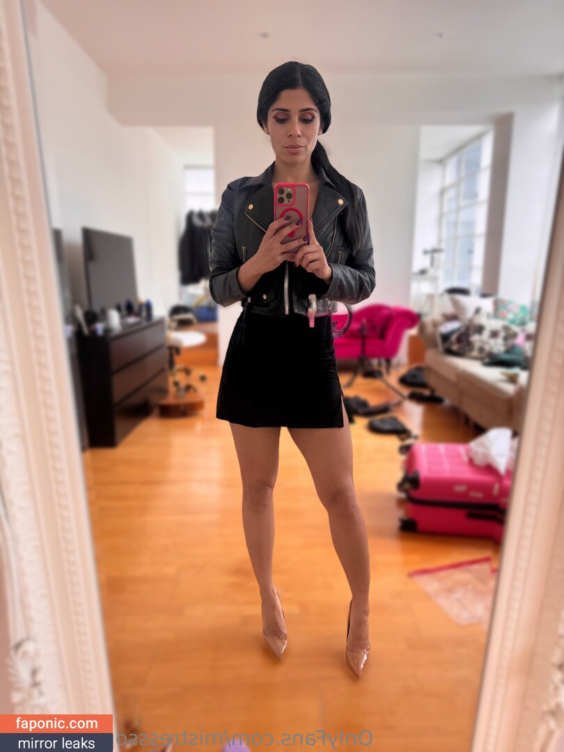 mistresssophiasahara