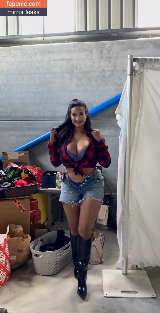 Nadia Someoneorother