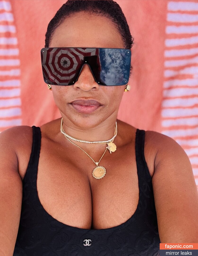 Nia Long