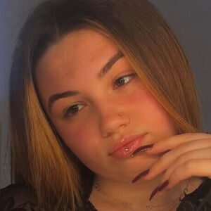 Nicole Dyer