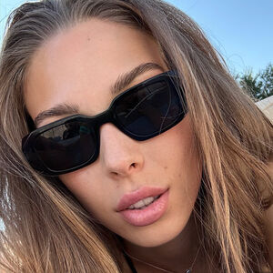 nikki_delavega