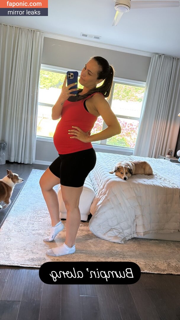 Pregnant Celebs