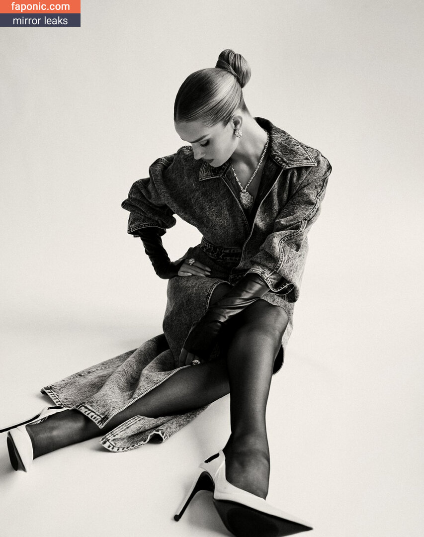 Rosie Huntington-Whiteley