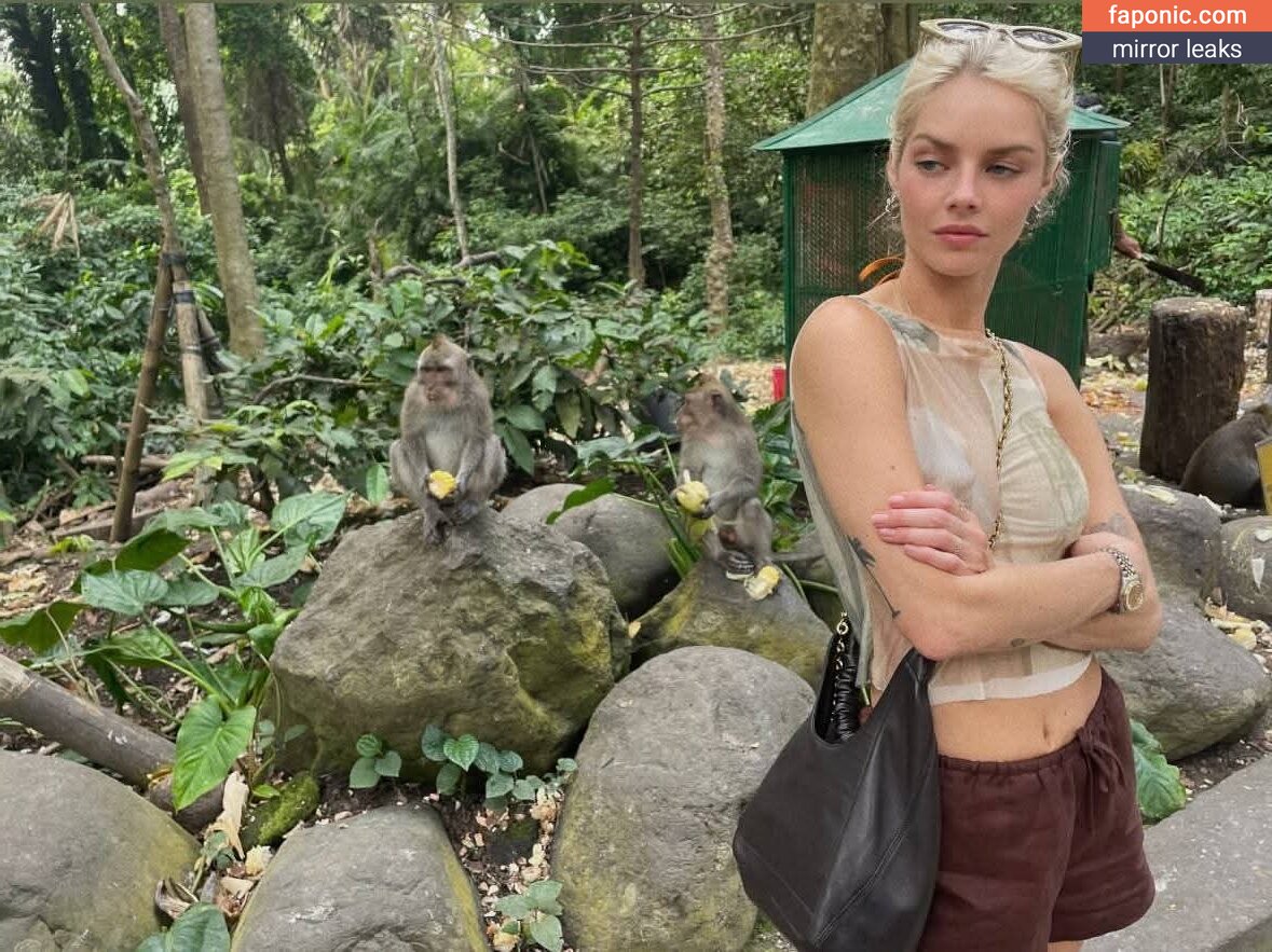 Samara Weaving