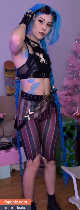 Sarahtoninx9_