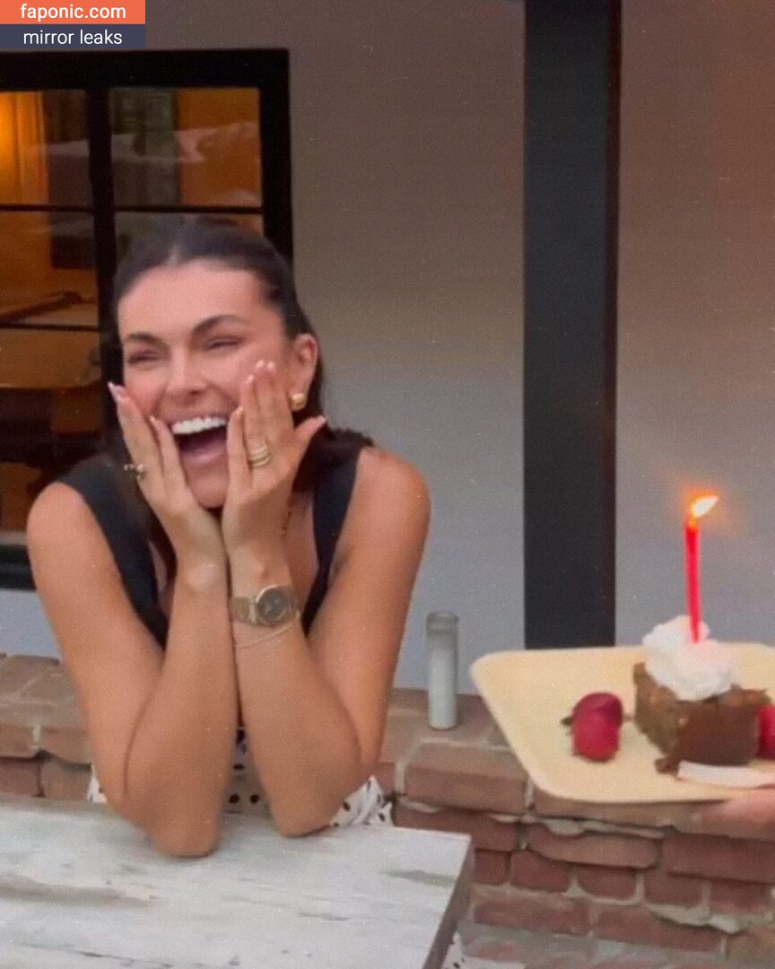 Serinda Swan