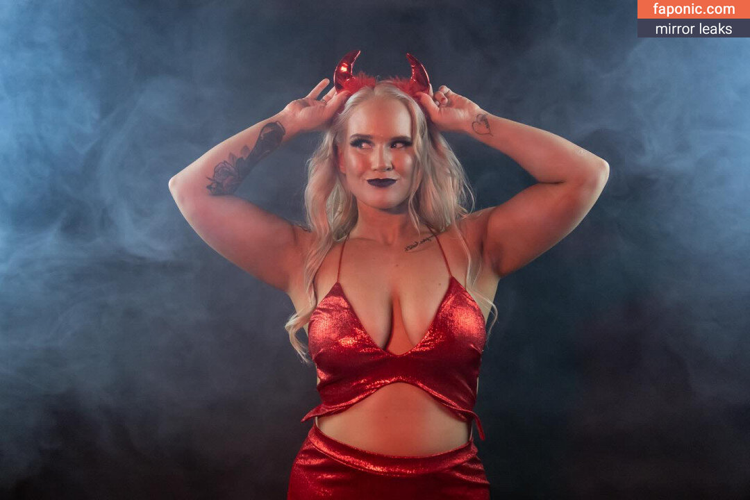 shazzamckenzie
