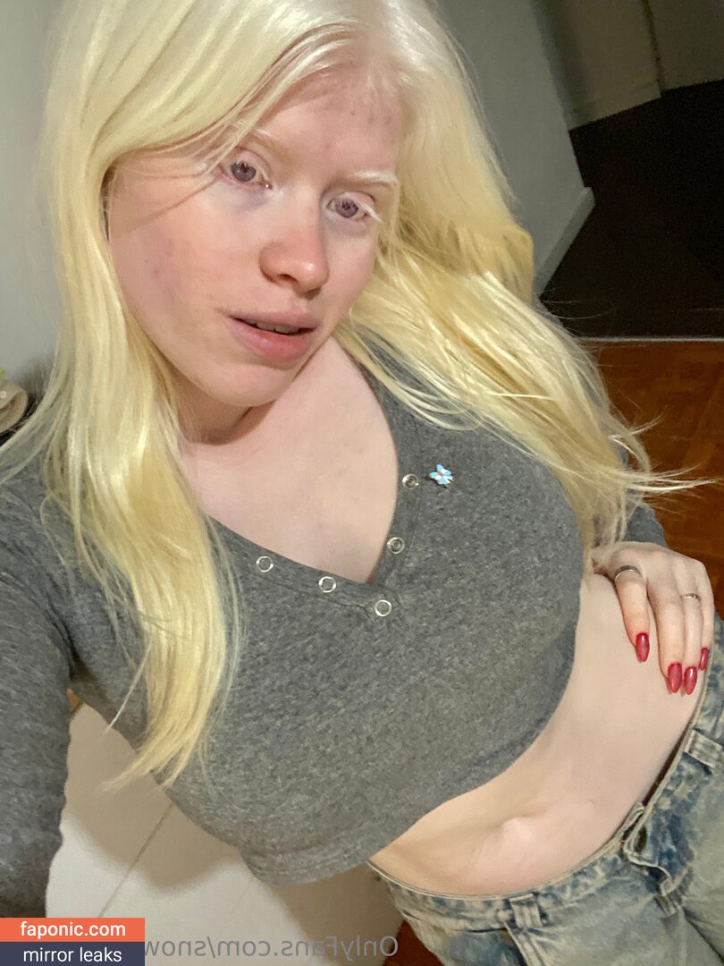 Snowwhitebella