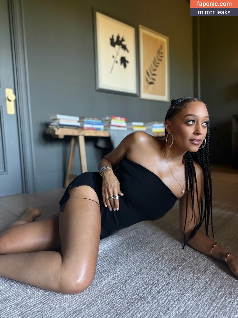 Tia Mowry