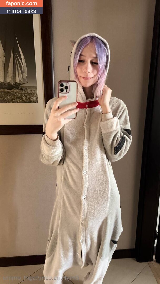 tsgirl_emiria