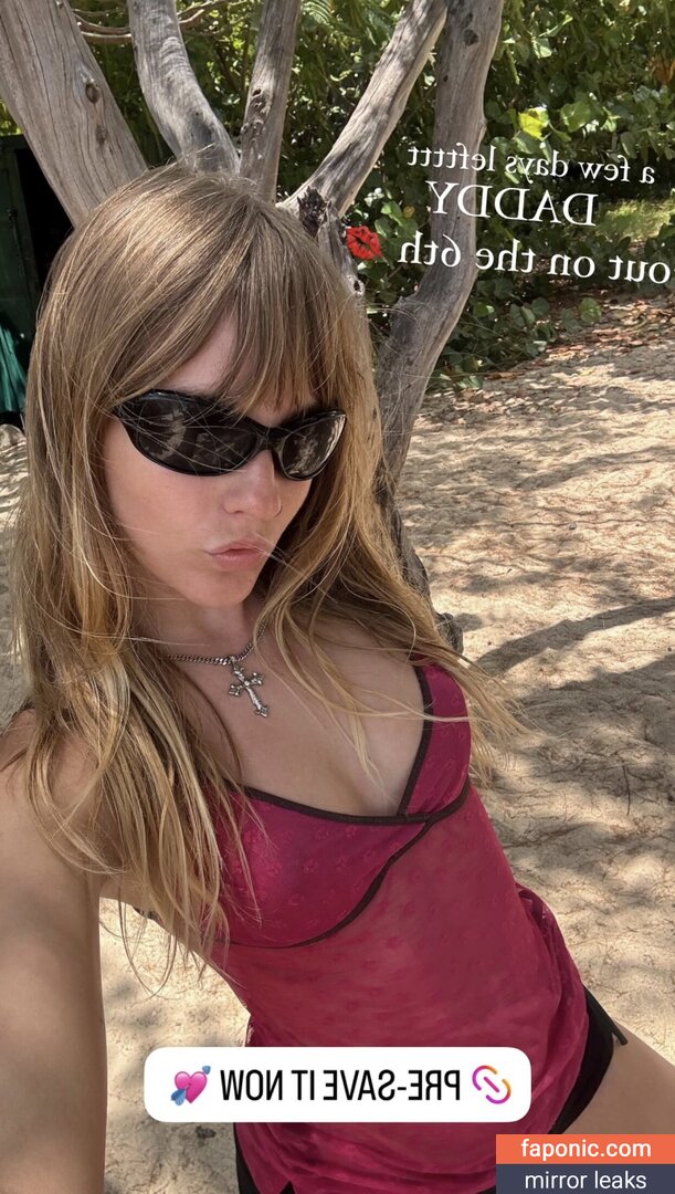 Victoria De Angelis