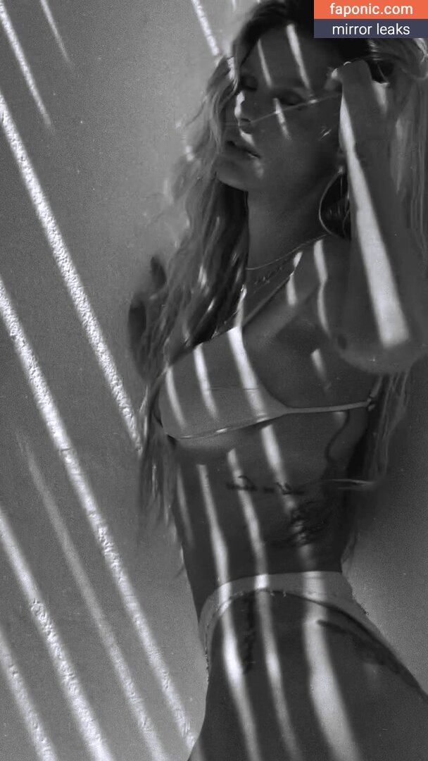 Yasmin Brunet
