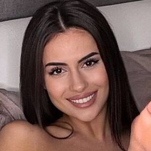 your_ariana_doll1
