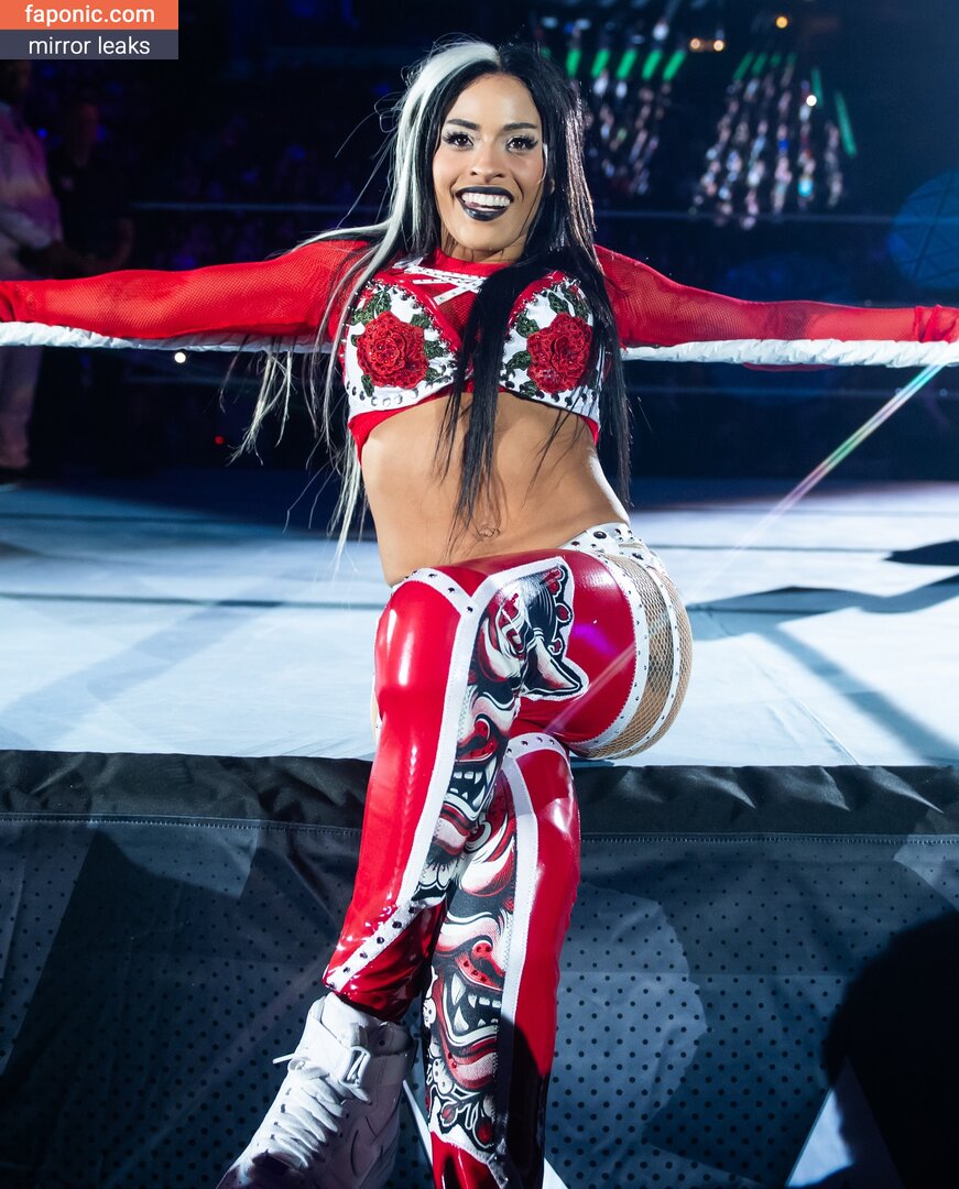 Zelina Vega